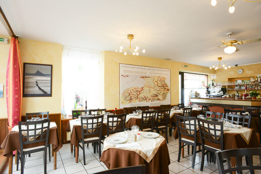 Logis Hotel Et Restaurant La Tour Brette Pontorson Luaran gambar